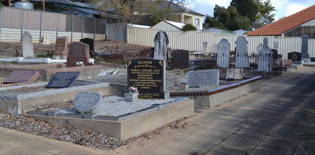 Lymn Avenue Pioneer Cemetery | cemetery | 1 Lymn Ave, Athelstone SA 5076, Australia