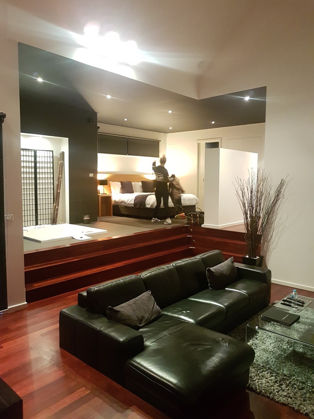 Elira Luxury Accommodation | lodging | 3 Millar St, Daylesford VIC 3460, Australia | 0353484422 OR +61 3 5348 4422
