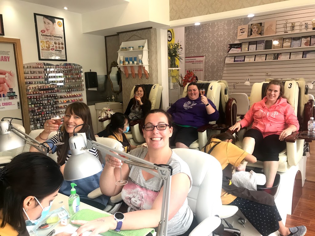 Marina Pier Nail Bar and Beauty | beauty salon | Shop R21 Marina Pier Holdfast Shores Shopping Centre, Glenelg SA 5045, Australia | 0882941199 OR +61 8 8294 1199