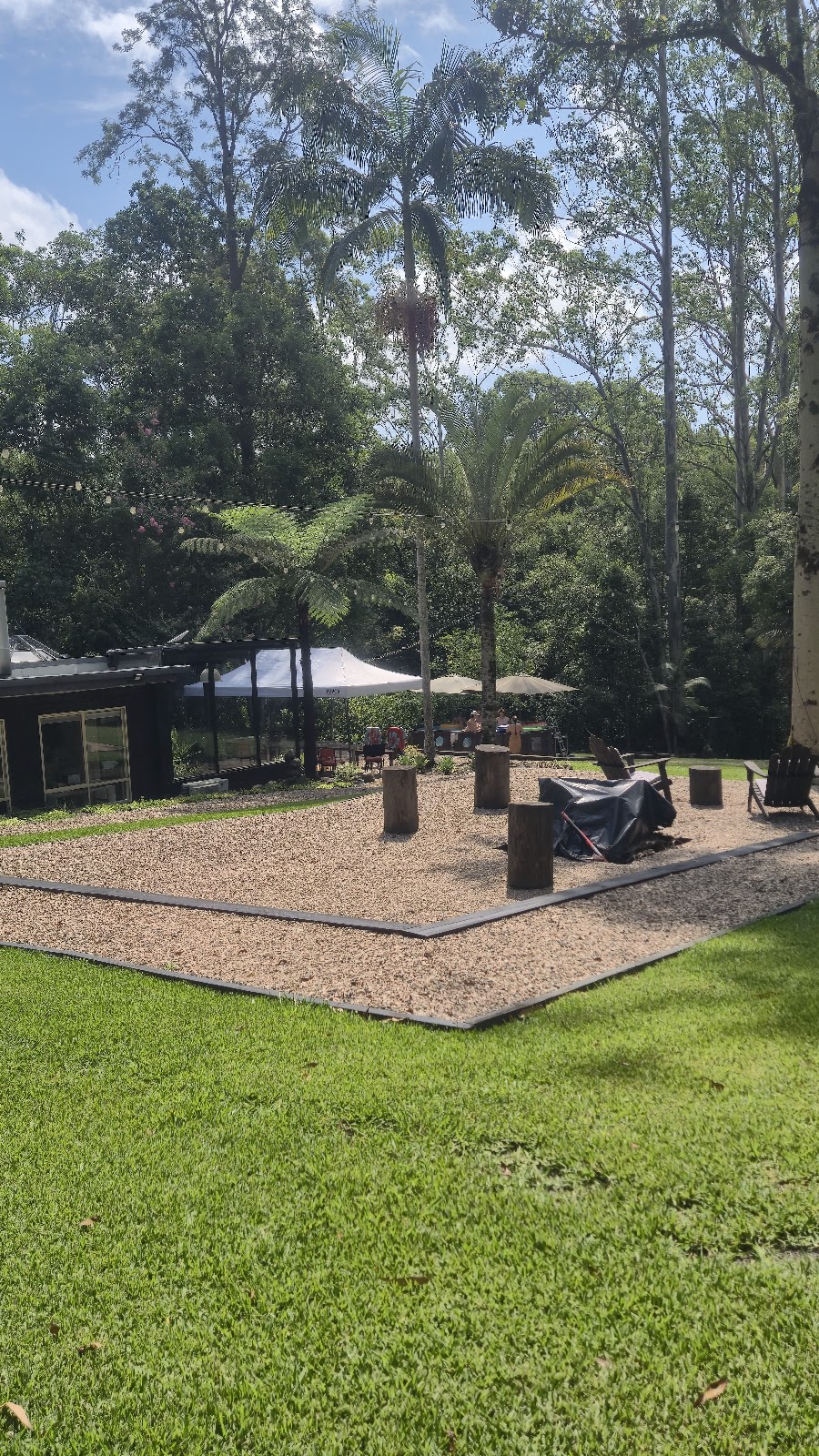 Whistling Hill | 1/10 Robb Rd, Lillian Rock NSW 2480, Australia | Phone: 0419 437 044