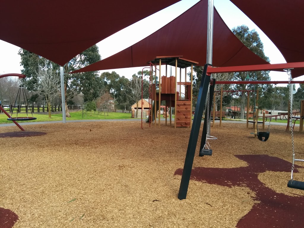 Parkhill Drive Reserve | park | Berwick VIC 3806, Australia