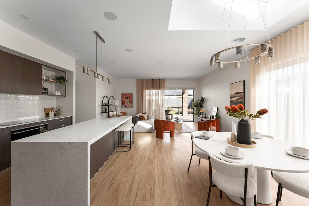 SJD Homes Display Home - Ridgelea Estate, Pakenham East | 26 Botanical Blvd, Nar Nar Goon VIC 3812, Australia | Phone: (03) 9095 8000
