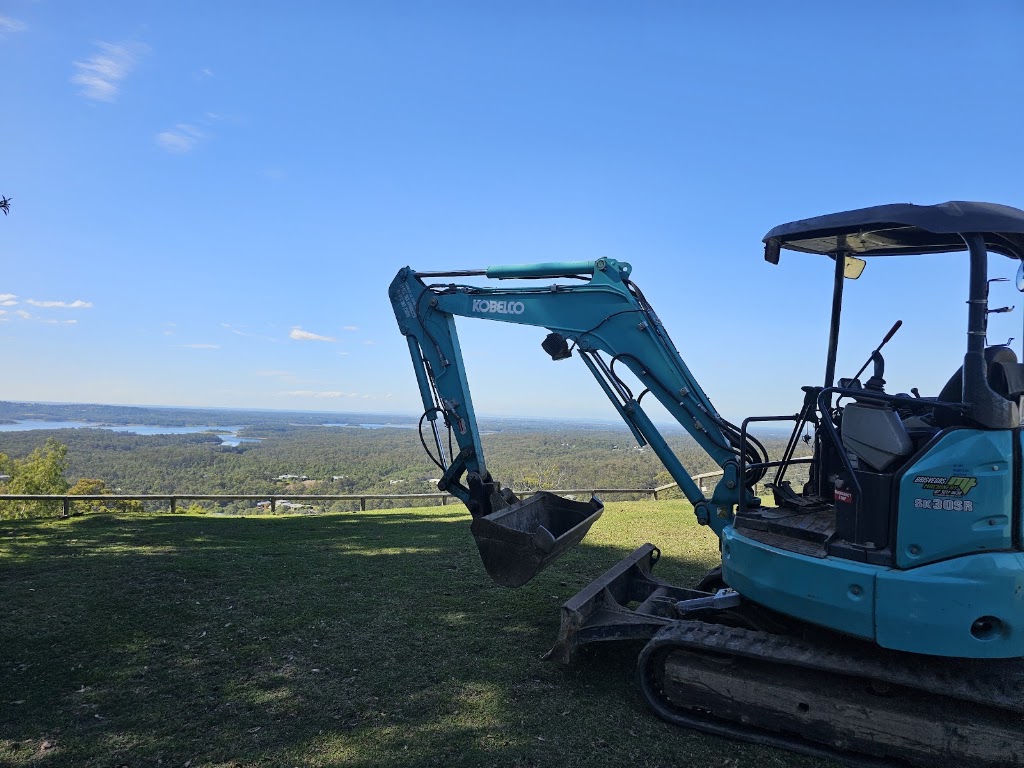 Km Smith Earthworks | Dayboro Rd, Petrie QLD 4502, Australia | Phone: 0403 769 663