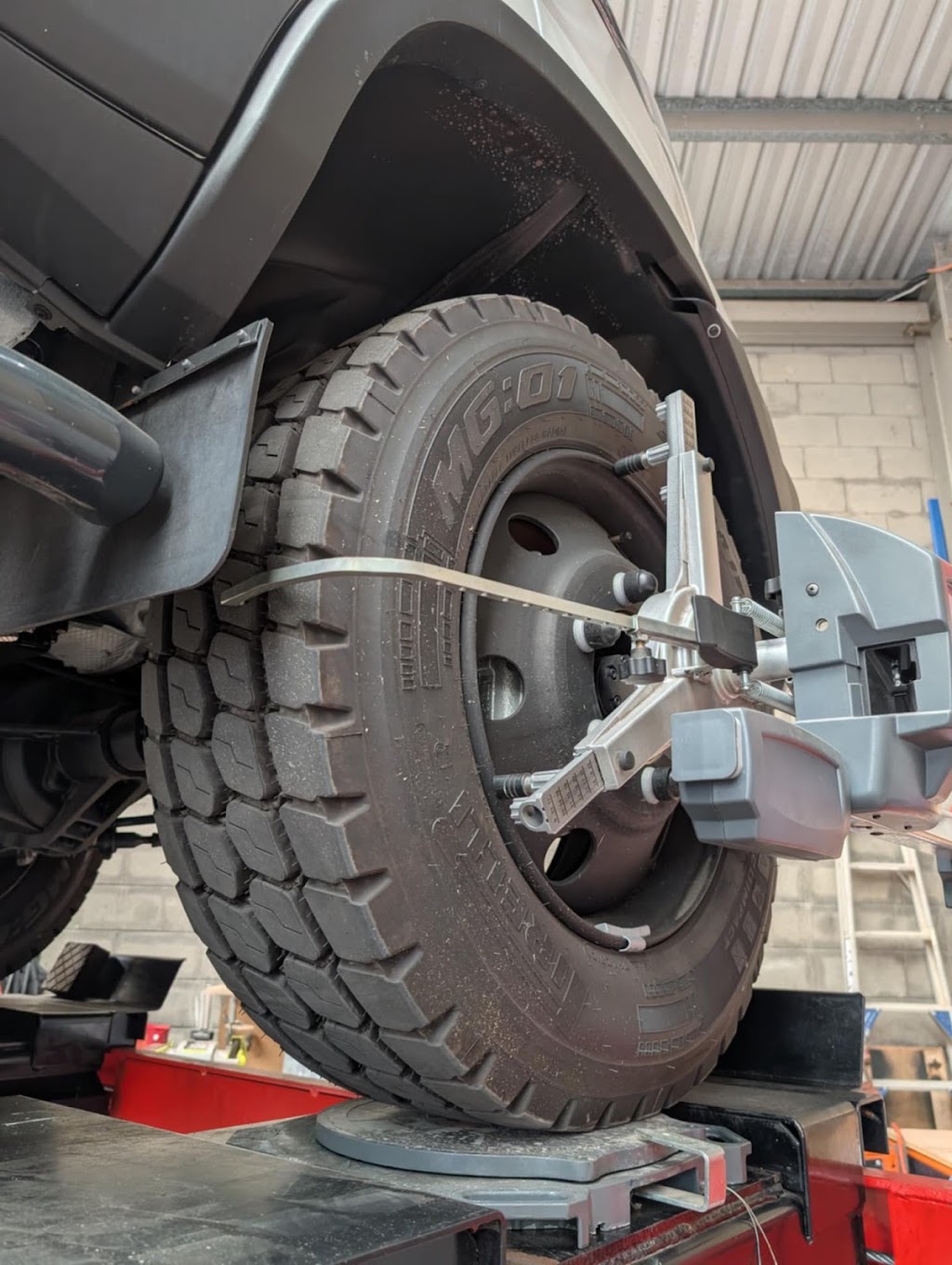 T-REVS Mechanical Repairs & Suspension Upgrades | 2/10 Railway St, Bomaderry NSW 2541, Australia | Phone: (02) 4411 7001