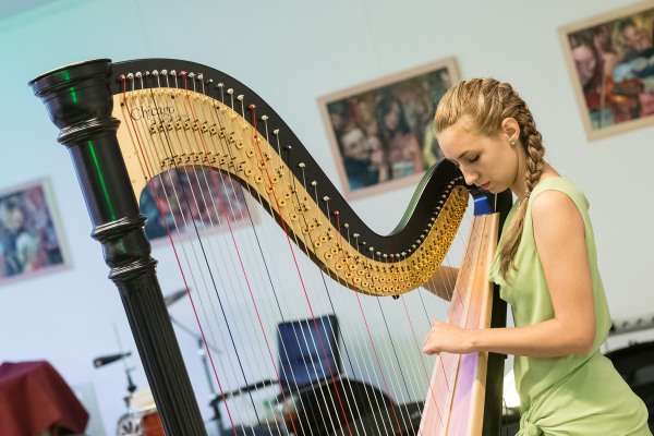 Tijana Kozarcic - Brisbane Harpist and Harp Teacher | Suite 2264/82 Abbott St, Ascot QLD 4007, Australia | Phone: 0423 085 286