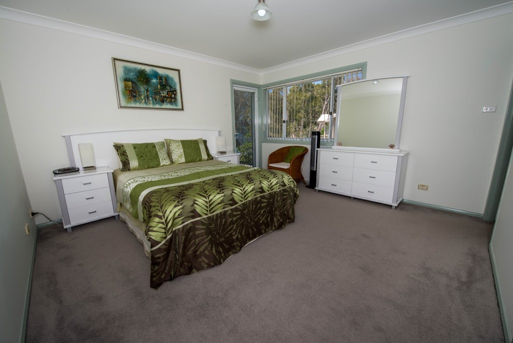 Woodys Place | lodging | 87 Soldiers Point Rd, Soldiers Point NSW 2317, Australia | 0249827850 OR +61 2 4982 7850