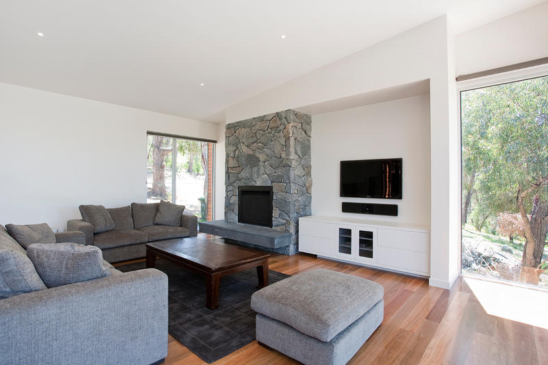 VUE DE MER Holiday Home Lorne | 24C Toorak Terrace, Lorne VIC 3232, Australia | Phone: (03) 5289 4233
