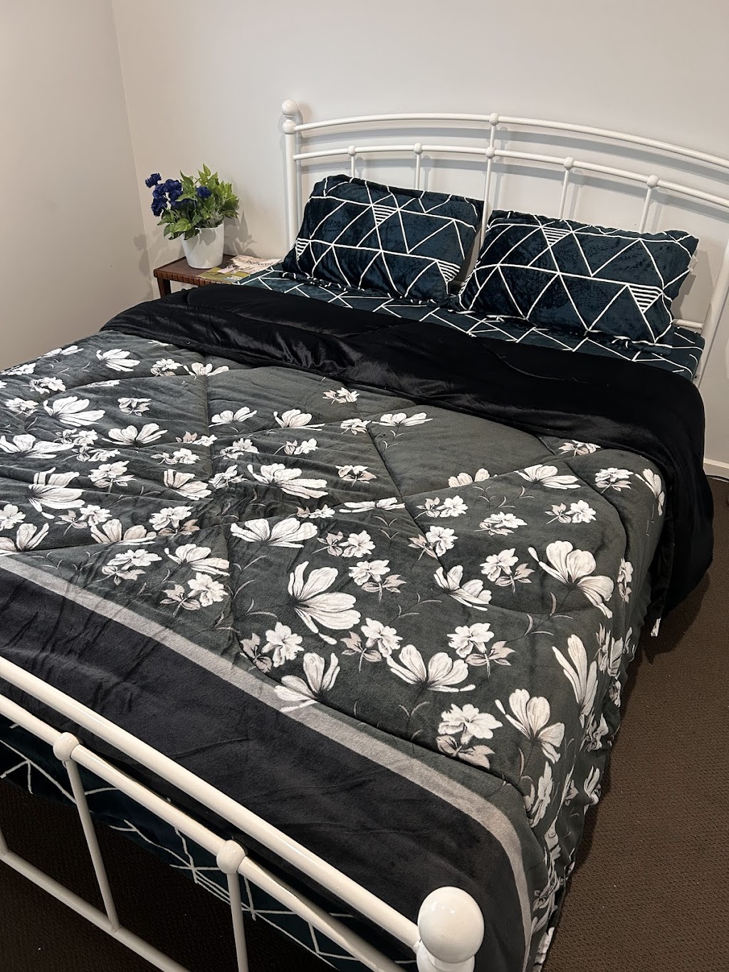 Quilts & Sheets | 21 Yolanda St, Bonshaw VIC 3352, Australia | Phone: 0466 963 234