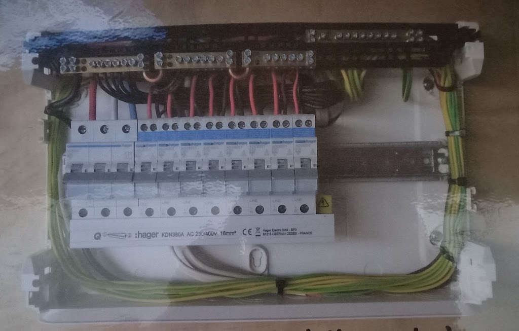Nic Young Electrical | 28 Warwick St, Warrill View QLD 4307, Australia | Phone: 0458 699 958