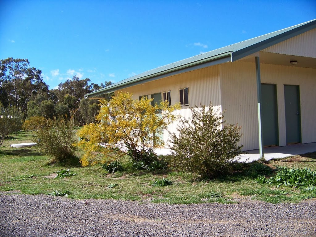 Wanganella Creek Camp Park | 32 Murray st, (Behind the Peppin Memorial Ram Statue), Wanganella NSW 2710, Australia | Phone: 0429 008 665