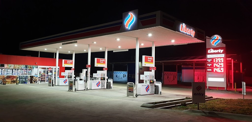 Moe Shell | gas station | 96 Moore St, Moe VIC 3825, Australia | 0351261669 OR +61 3 5126 1669