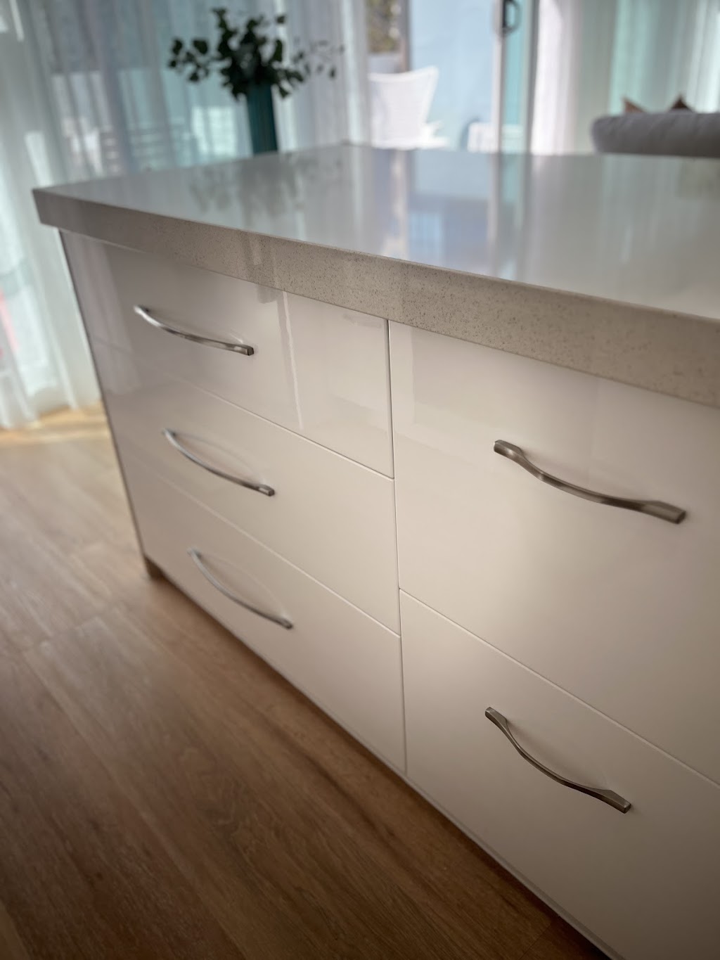 DK Studio Kitchens | Woori Yallock Rd, Nangana VIC 3781, Australia | Phone: 0425 731 884