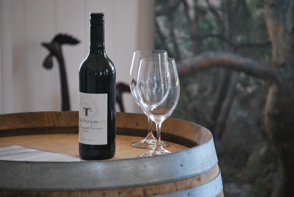 Twisted Gum Wines | tourist attraction | 2253 Eukey Rd, Ballandean QLD 4382, Australia | 0746841282 OR +61 7 4684 1282