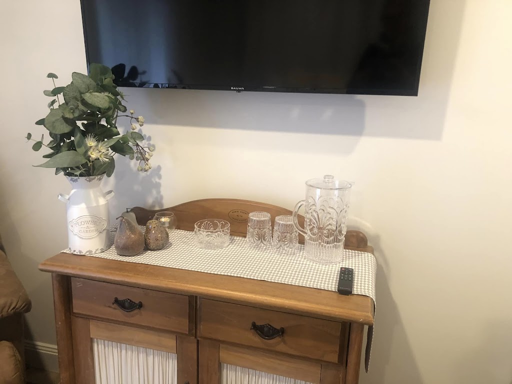 Alira House Bed and Breakfast | 34 Alira Ln, Binjura NSW 2630, Australia | Phone: 0421 340 805