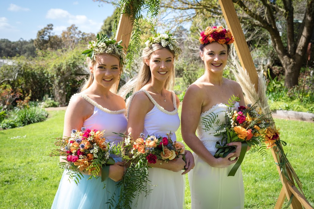 Peridot Makeup - Melbourne & SE Bridal Makeup Artist and Hair St | 14 Brookwater Parade, Lyndhurst VIC 3975, Australia | Phone: 0400 129 421