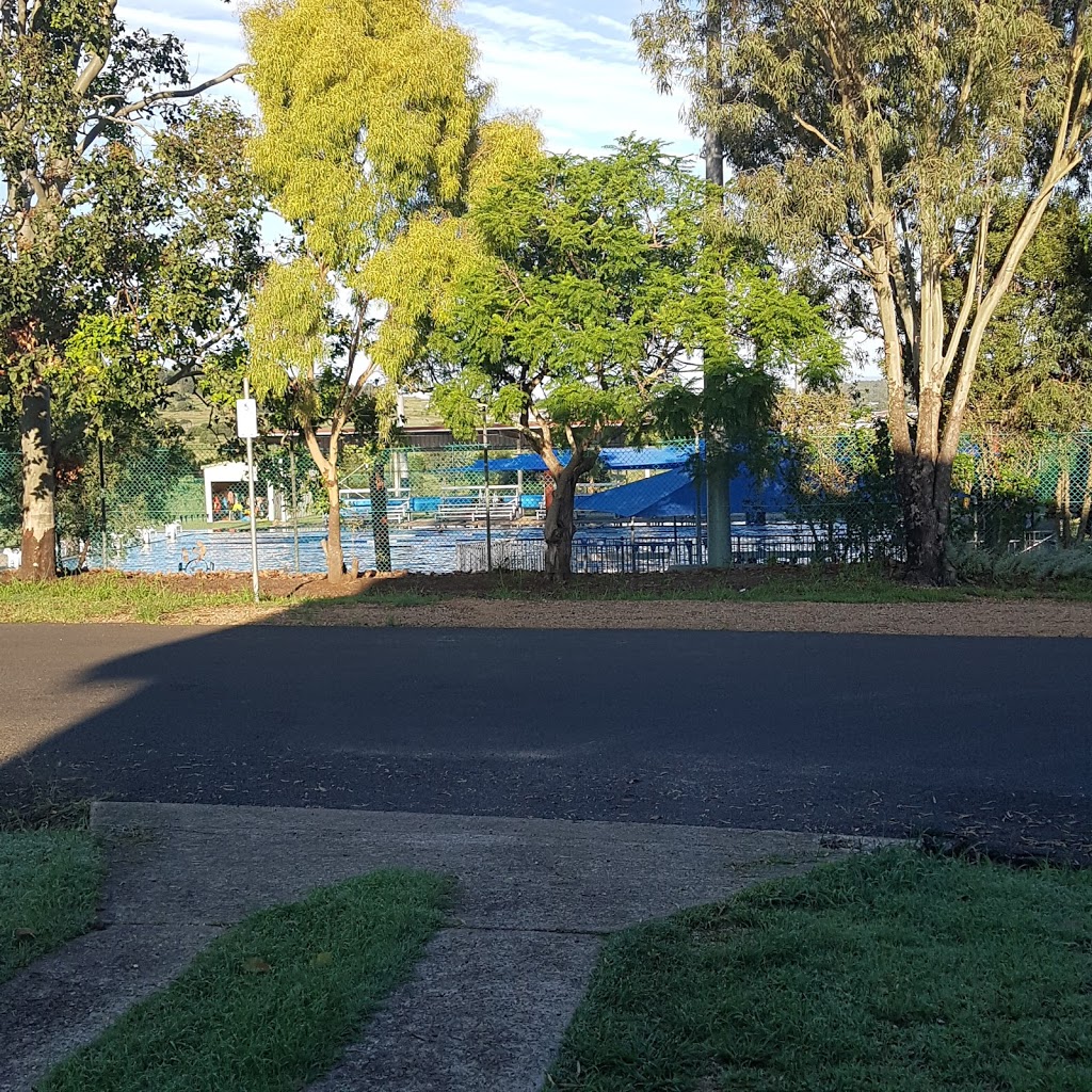 Lowood Pool | park | Main St, Lowood QLD 4311, Australia | 0754261545 OR +61 7 5426 1545