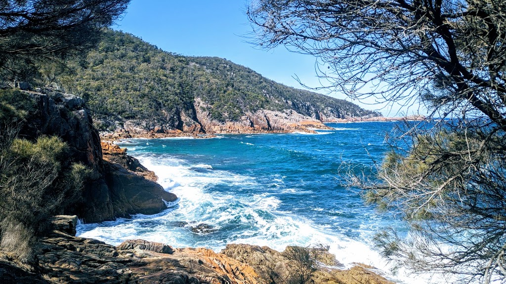 Freycinet National Park | park | Coles Bay Rd, Coles Bay TAS 7215, Australia | 0362567000 OR +61 3 6256 7000