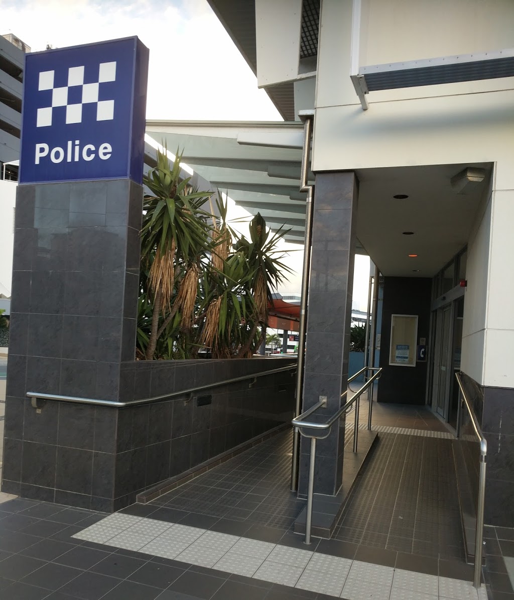 Southport Police Station | police | 96 Scarborough St, Southport QLD 4215, Australia | 131444 OR +61 131444