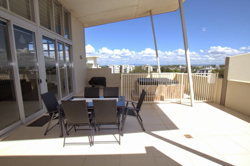 Redcliffe Penthouse Apartment | lodging | 39/83 Marine Parade, Redcliffe QLD 4020, Australia | 0418504499 OR +61 418 504 499
