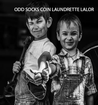Odd Socks Laundrette | laundry | Shop 2/53 Mosaic Dr, Lalor VIC 3075, Australia