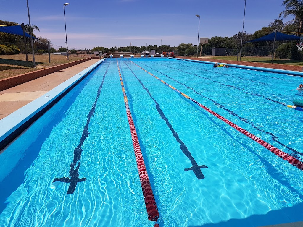Dowerin Memorial Swimming Pool |  | 32/34 Memorial Ave, Dowerin WA 6461, Australia | 0896311202 OR +61 8 9631 1202