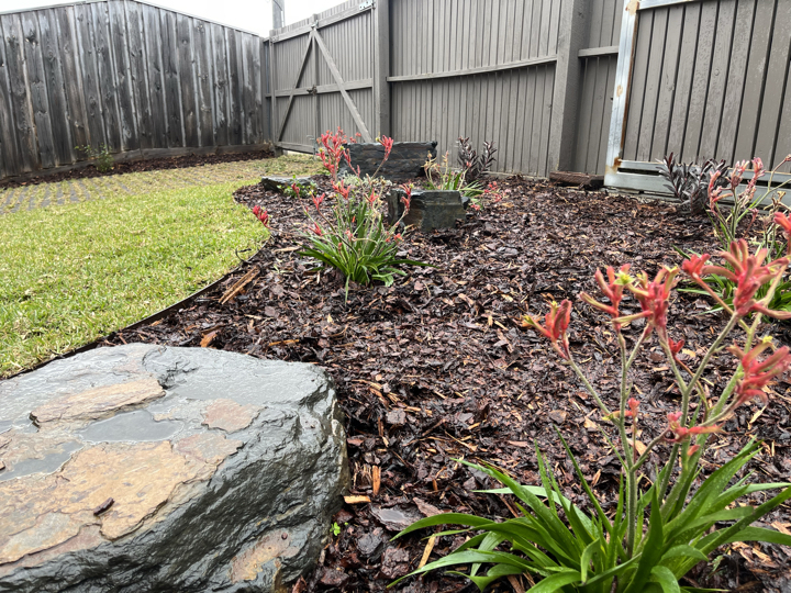 Lavelle Landscapes and Constructions | 9 Loris Cl, Grovedale VIC 3216, Australia | Phone: 0458 176 386