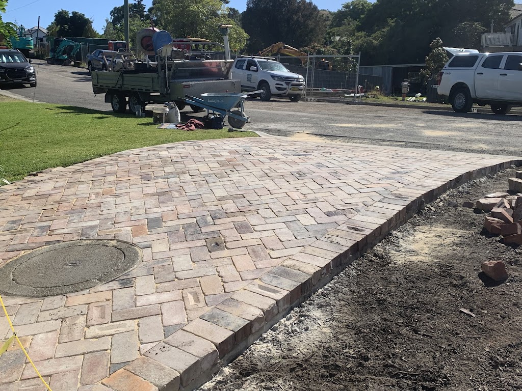 True Blue Paving and Landscaping | Lloyd Pl, Mystery Bay NSW 2546, Australia | Phone: 0413 533 606