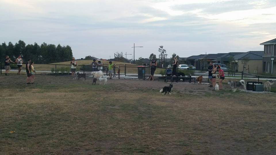 Edenbrook Dog Park | school | Pakenham VIC 3810, Australia