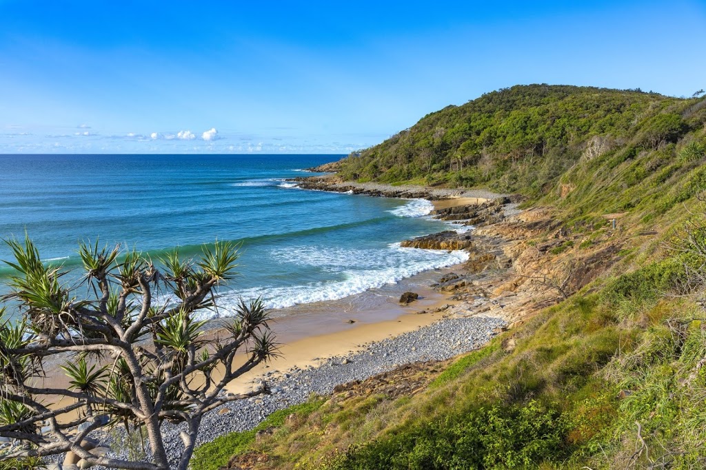 Dolphin Point Lookout | Coastal Walk, Noosa Heads QLD 4567, Australia | Phone: 13 74 68