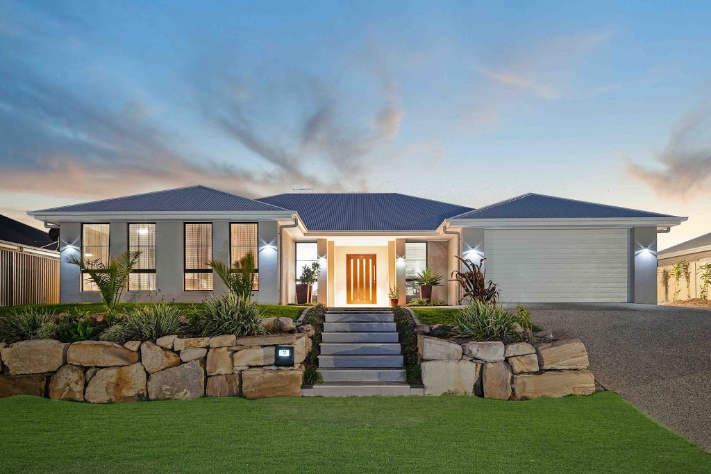 Virtual Lens | 30 Capella Dr, Redland Bay QLD 4165, Australia | Phone: 0434 374 018