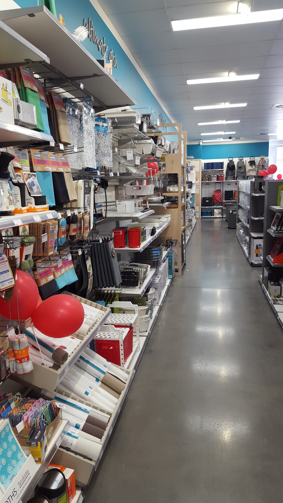 Howards Storage World Rutherford | home goods store | Rutherford Homemaker Centre, 366 New England Hwy, Rutherford NSW 2320, Australia | 0249324655 OR +61 2 4932 4655