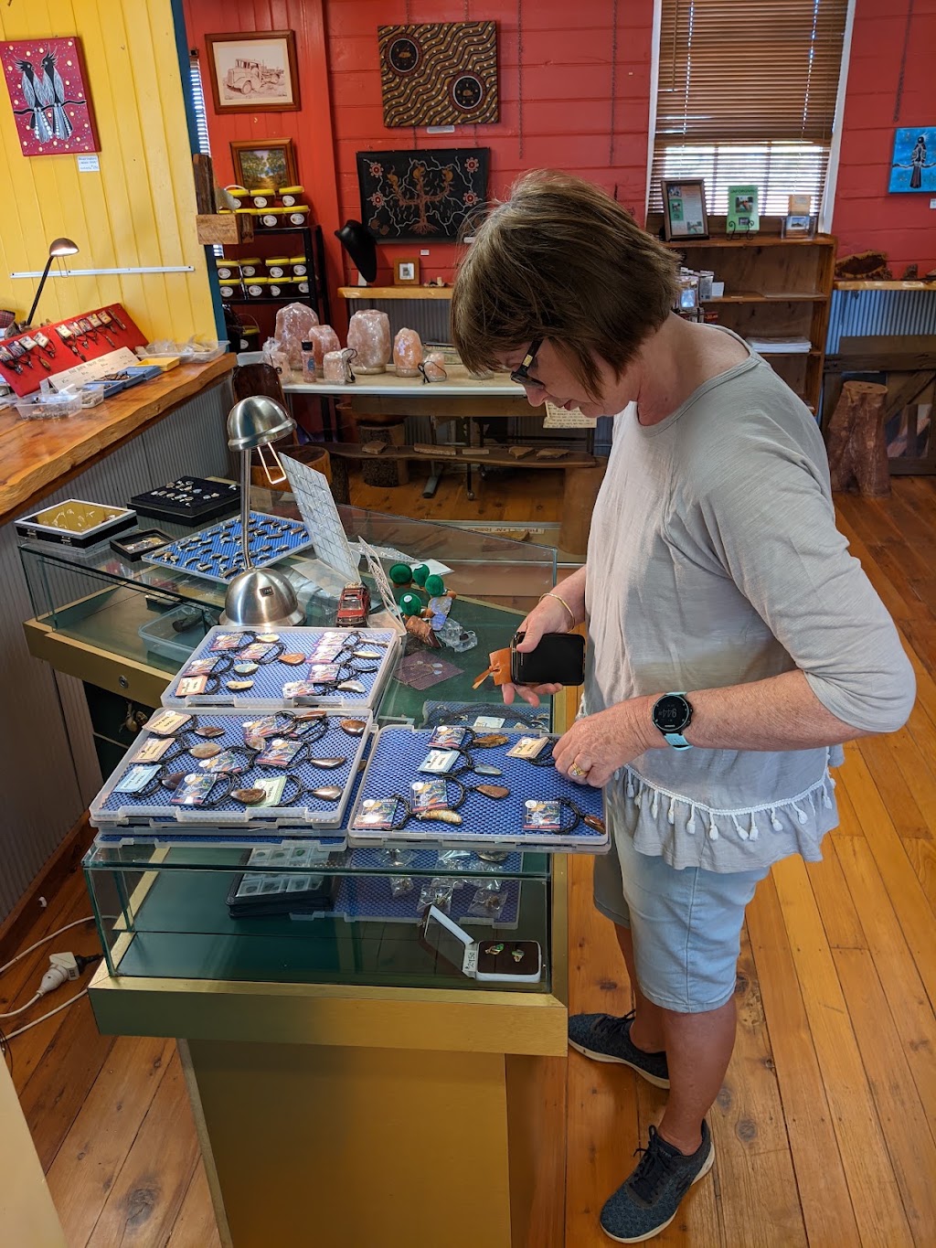 Eulo Queen Opal Centre | 19 Leo St, Eulo QLD 4491, Australia | Phone: 0407 906 092