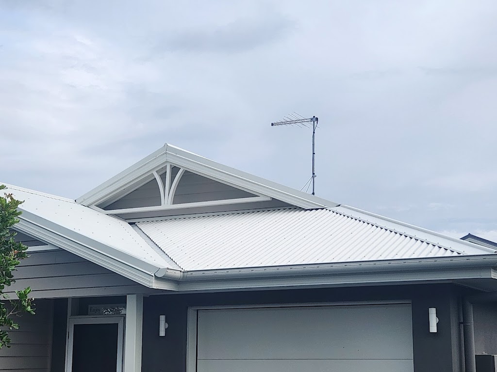 J&F pressure cleaning & softwashing | Blackbutt Ave, Sandy Beach NSW 2456, Australia | Phone: 0434 522 797