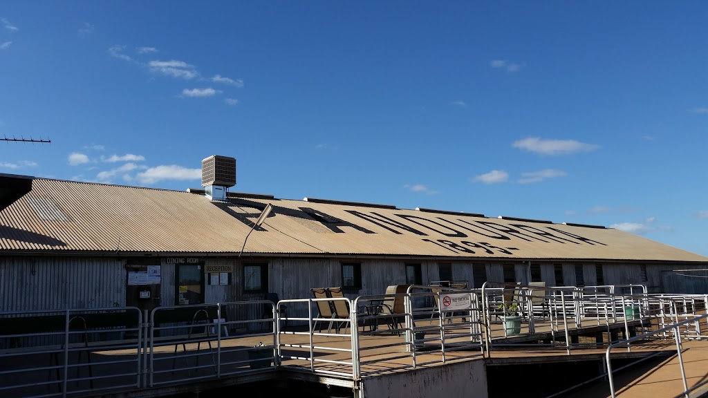 Nuttbush Retreat | Eyre Hwy, Port Augusta SA 5701, Australia | Phone: (08) 8643 8941