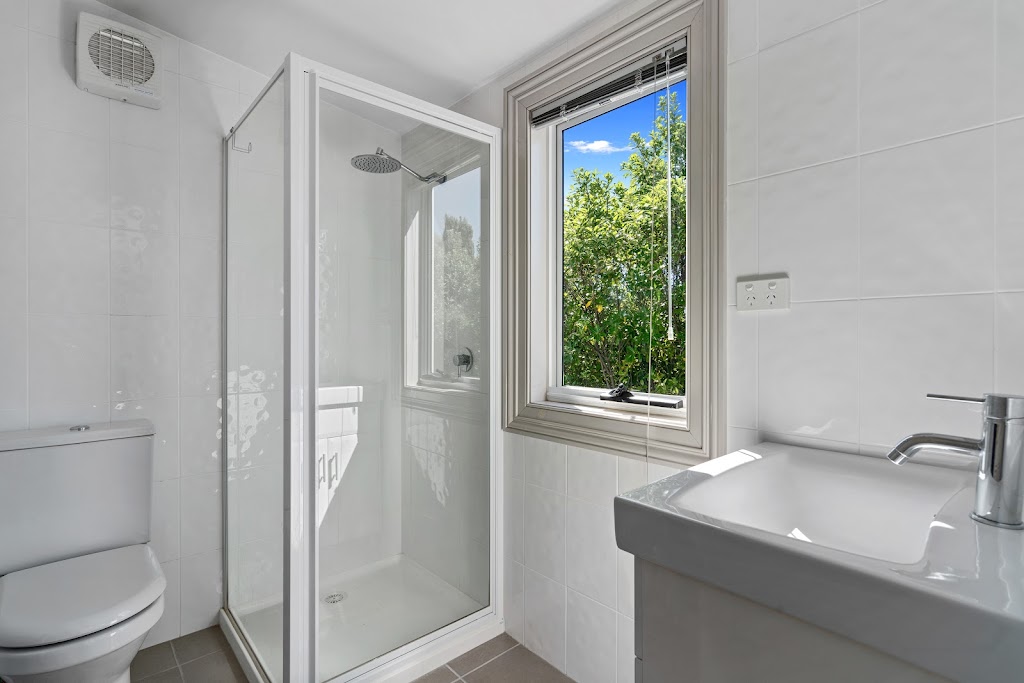 "Casa Con Vista" Luxury Waterfront Home, Sleeps 10 | 199A Tranmere Rd, Tranmere TAS 7018, Australia | Phone: (03) 6146 4402