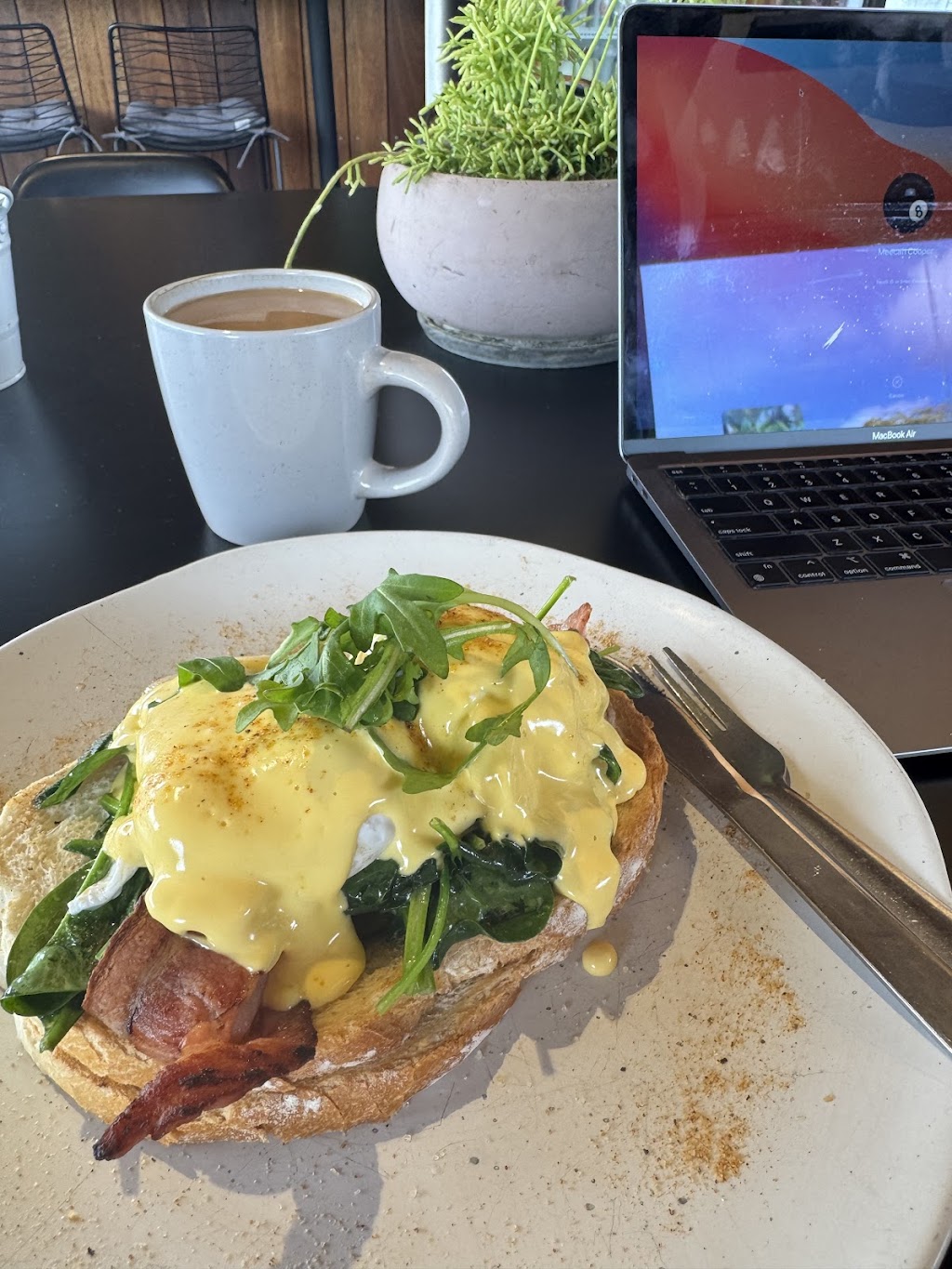 Brew+Bloom Cafe | 4 Huntingfield Ave, Huntingfield TAS 7055, Australia | Phone: 0483 070 375