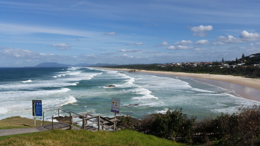 Tacking Point Surf Life Saving Club | Lighthouse Beach, 40 Matthew Flinders Dr, Port Macquarie NSW 2444, Australia | Phone: (02) 6582 0064