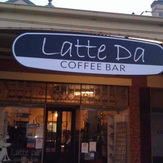 Latte Da Coffee Bar | 133 Green St, Lockhart NSW 2656, Australia | Phone: (02) 6920 5210