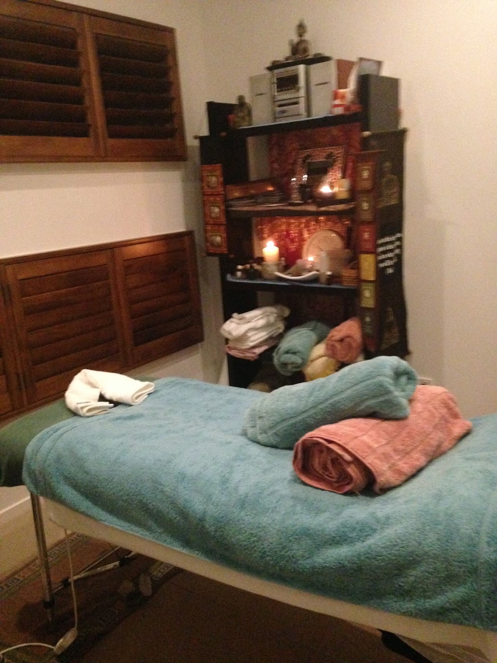 Polarity Massage & Natural Therapies | 56 Rymer Ave, Safety Beach VIC 3936, Australia | Phone: 0425 776 002