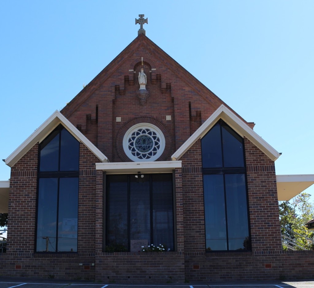 Saint Patricks Catholic Church | church | 11 Macquarie St, Wallsend NSW 2287, Australia | 0249559575 OR +61 2 4955 9575