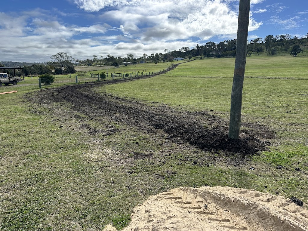 Austrench | 156 Moar Rd, Pilton QLD 4361, Australia | Phone: 0497 349 733