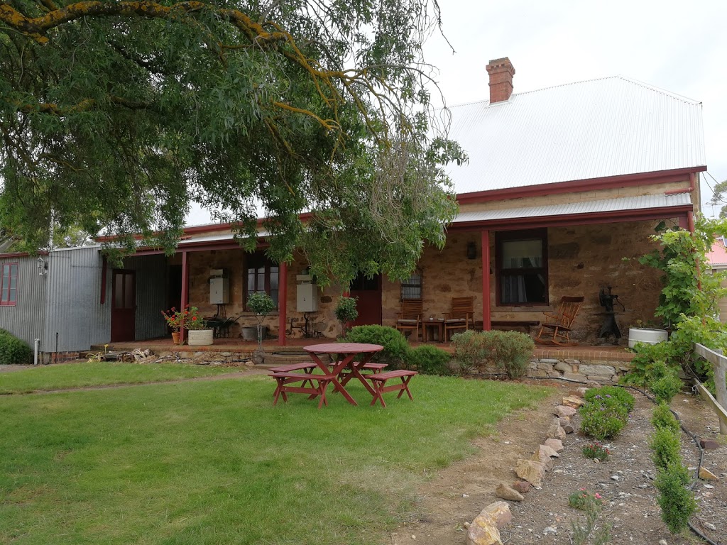 Liebelt House | lodging | 156 Junction Rd, Littlehampton SA 5250, Australia | 0883912696 OR +61 8 8391 2696