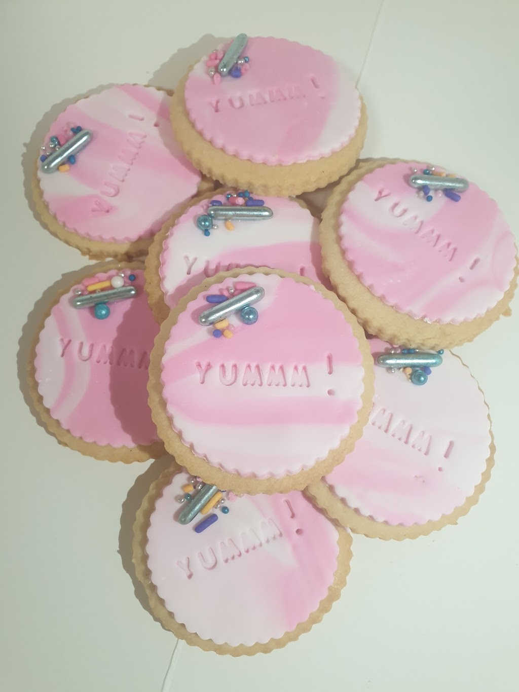 Sweetest Temptations & Co. | bakery | 16-18 Sarah Ct, Logan Village QLD 4207, Australia