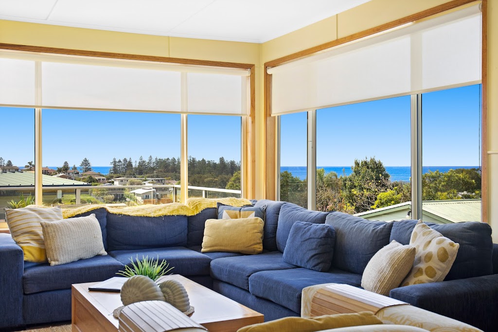 Moz & Doz Cottage by Hallmark Real Estate Advisors | 32 Grenville Ave, Tuross Head NSW 2537, Australia | Phone: (02) 4473 8252