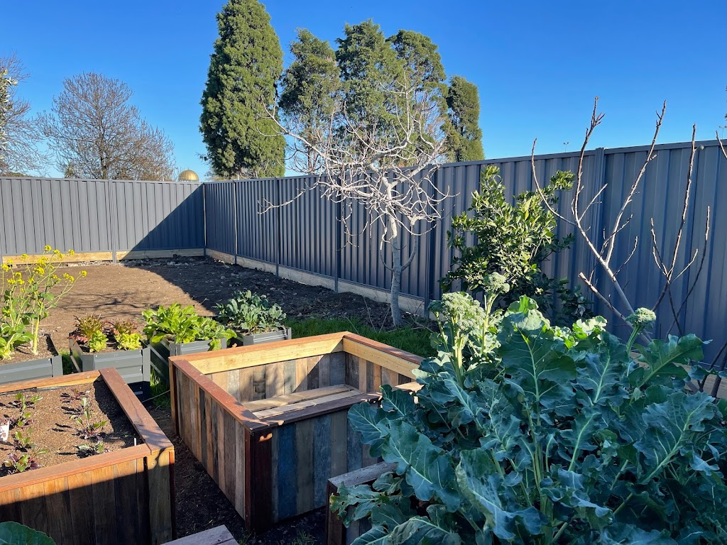 TMD Gardening & Landscaping Werribee | 16 Attadale Ave, Werribee VIC 3030, Australia | Phone: 0403 422 314