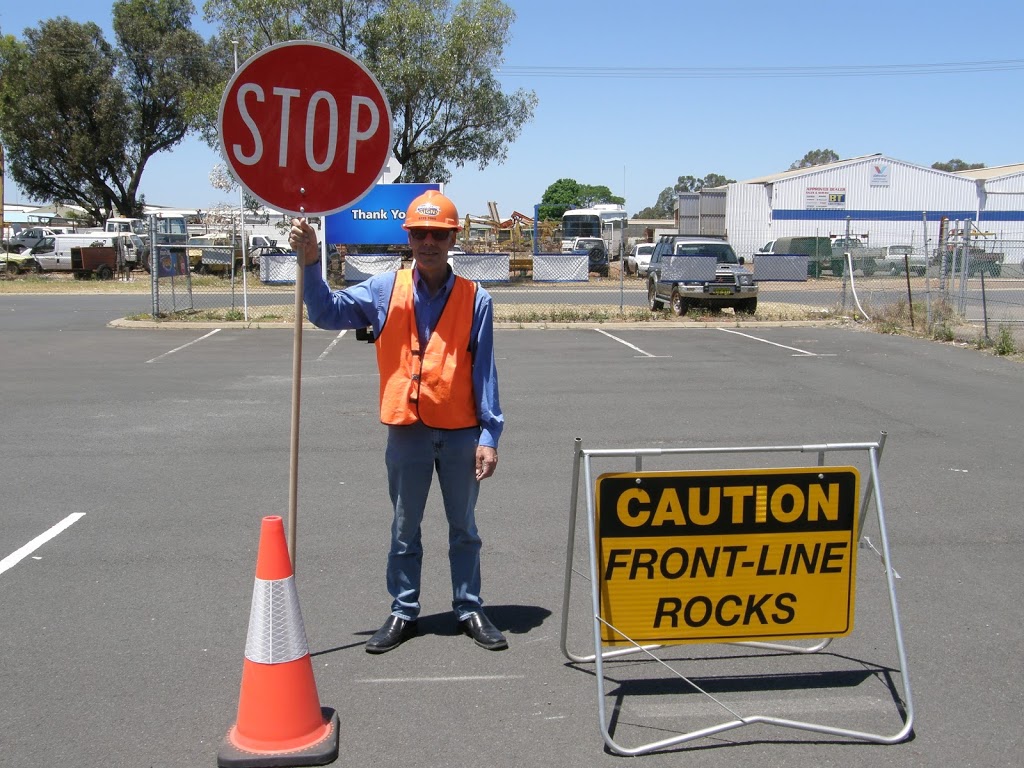 Front-line Signs | 8 Poat St, Picton WA 6229, Australia | Phone: (08) 9725 7066