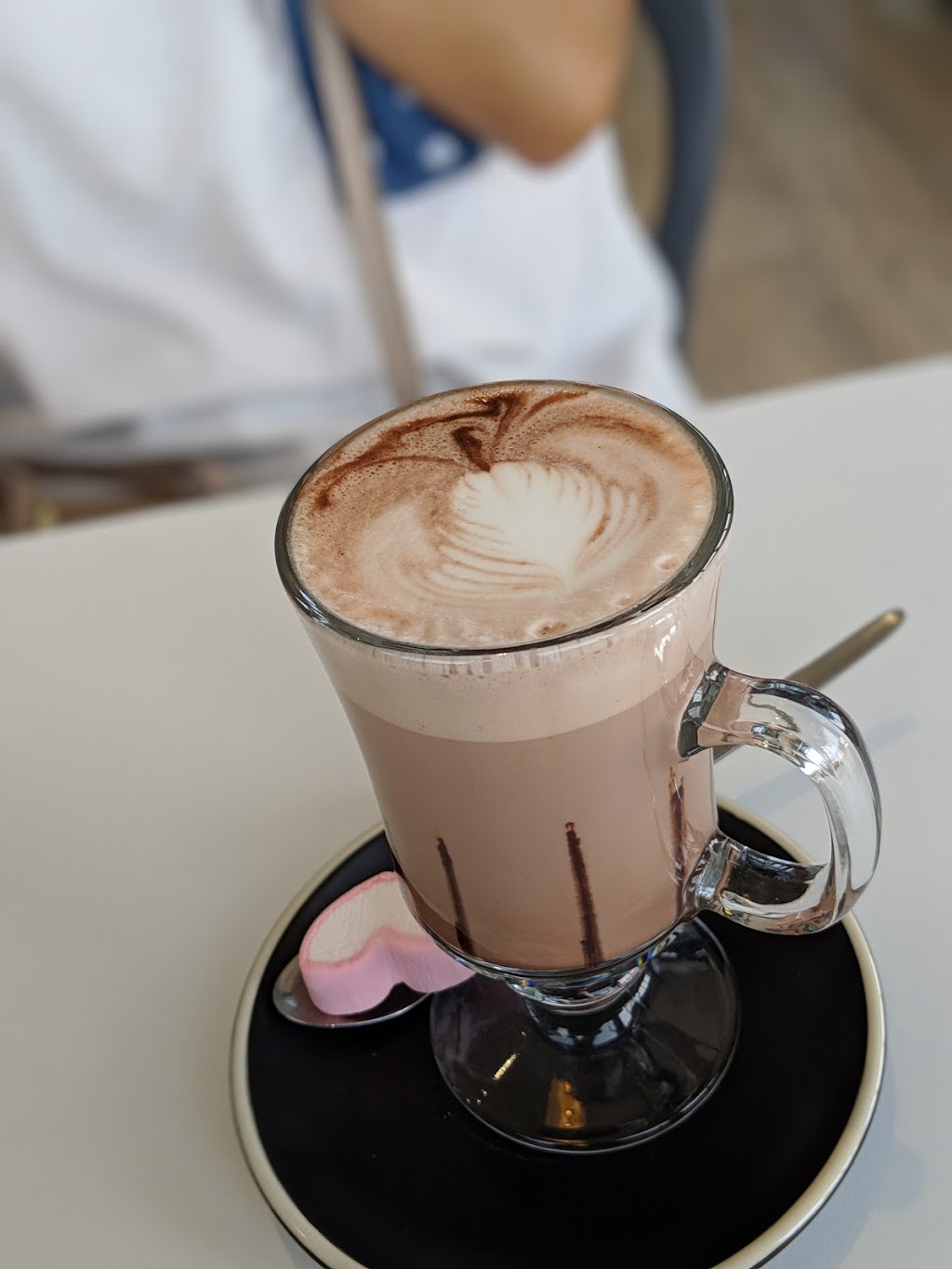 Little Growling Cafe | 180 Davis Rd, Tarneit VIC 3029, Australia | Phone: 0405 030 919