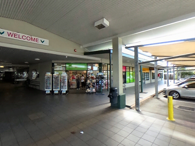 Mossman Shopping Centre | shopping mall | 63 Front St, Mossman QLD 4873, Australia