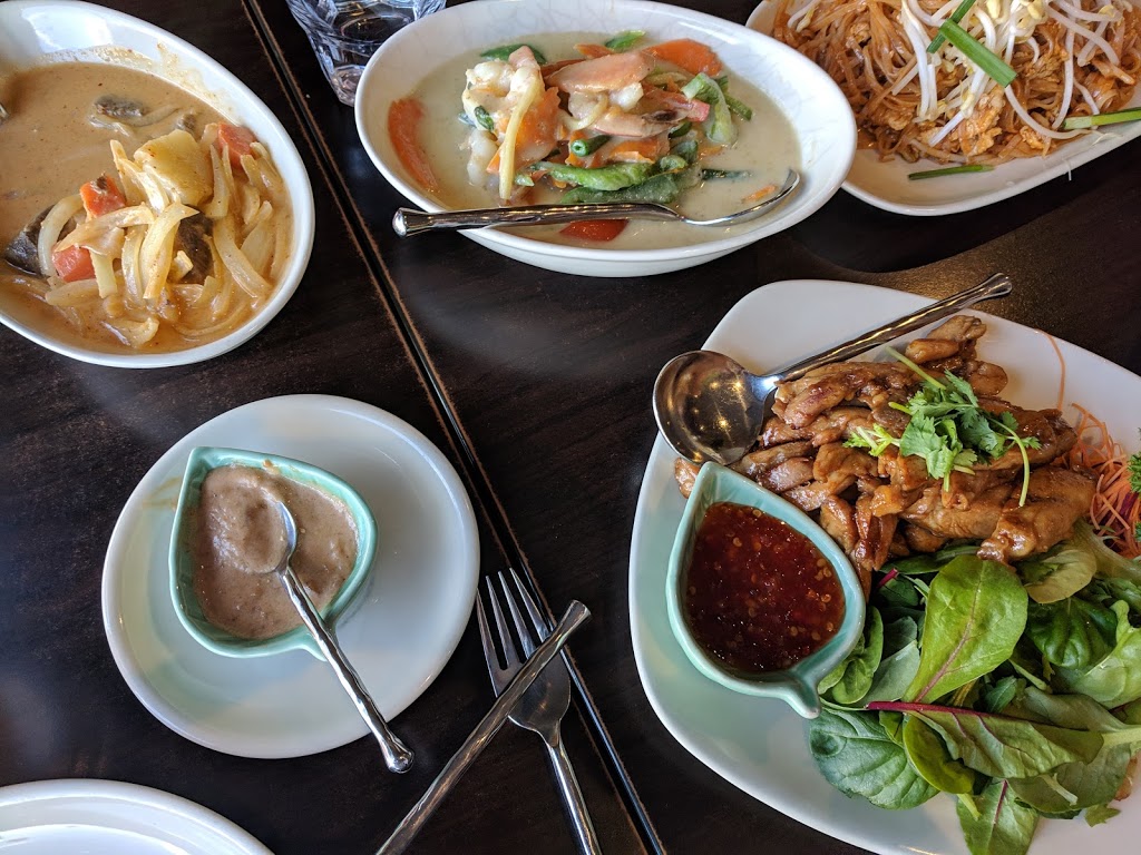 Nakorn Siam Thai Restaurant | 172 Belmore Rd, Balwyn VIC 3103, Australia | Phone: (03) 9880 7602