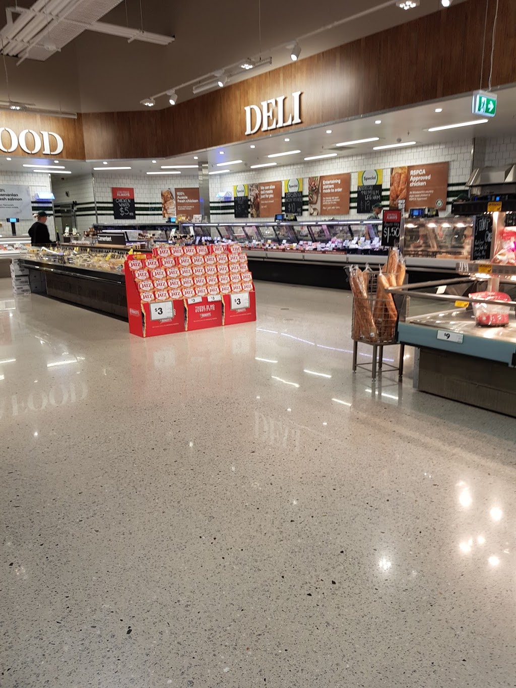 Banksia Grove Village Shopping Centre | shopping mall | Joondalup Dr, Banksia Grove WA 6031, Australia | 0895826000 OR +61 8 9582 6000